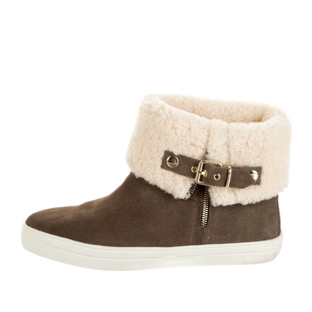 Burberry Women's Brown and Cream Ankle Boots 39